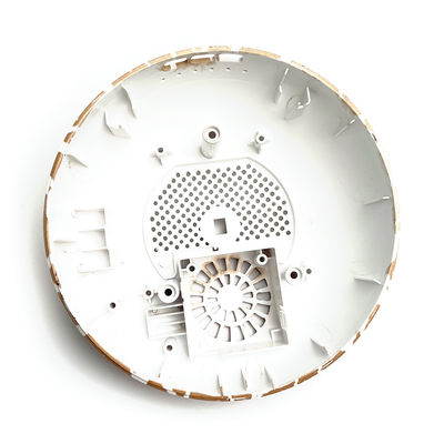 Moulage par injection de couverture en plastique