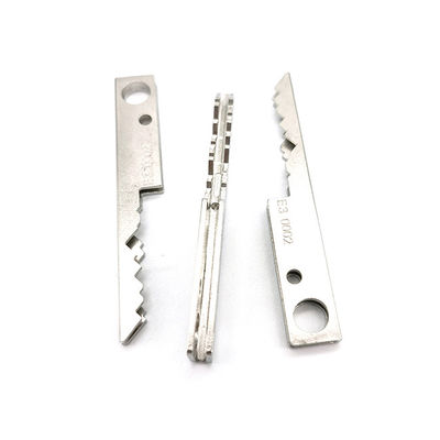 Lame de clé de pièce usinée par fabrication de moulage par injection en métal de tôle de l'acier 304