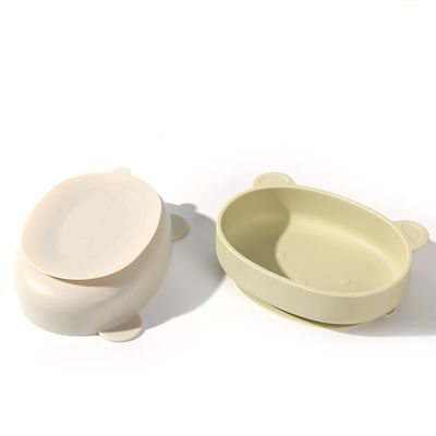 plat supplémentaire de nourriture de cuvette de bébé du silicone 50K avec la cuvette résistante de l'automne des enfants de bande dessinée d'ours de couvercle