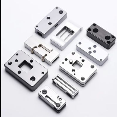 Services d'usinage CNC de laiton de précision personnalisés